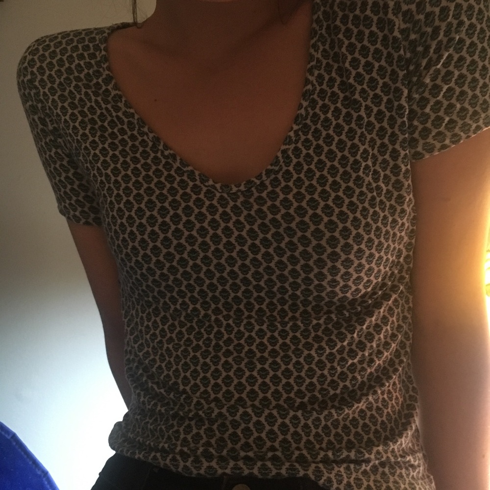 Soft pattern top - Picture 2 of 2